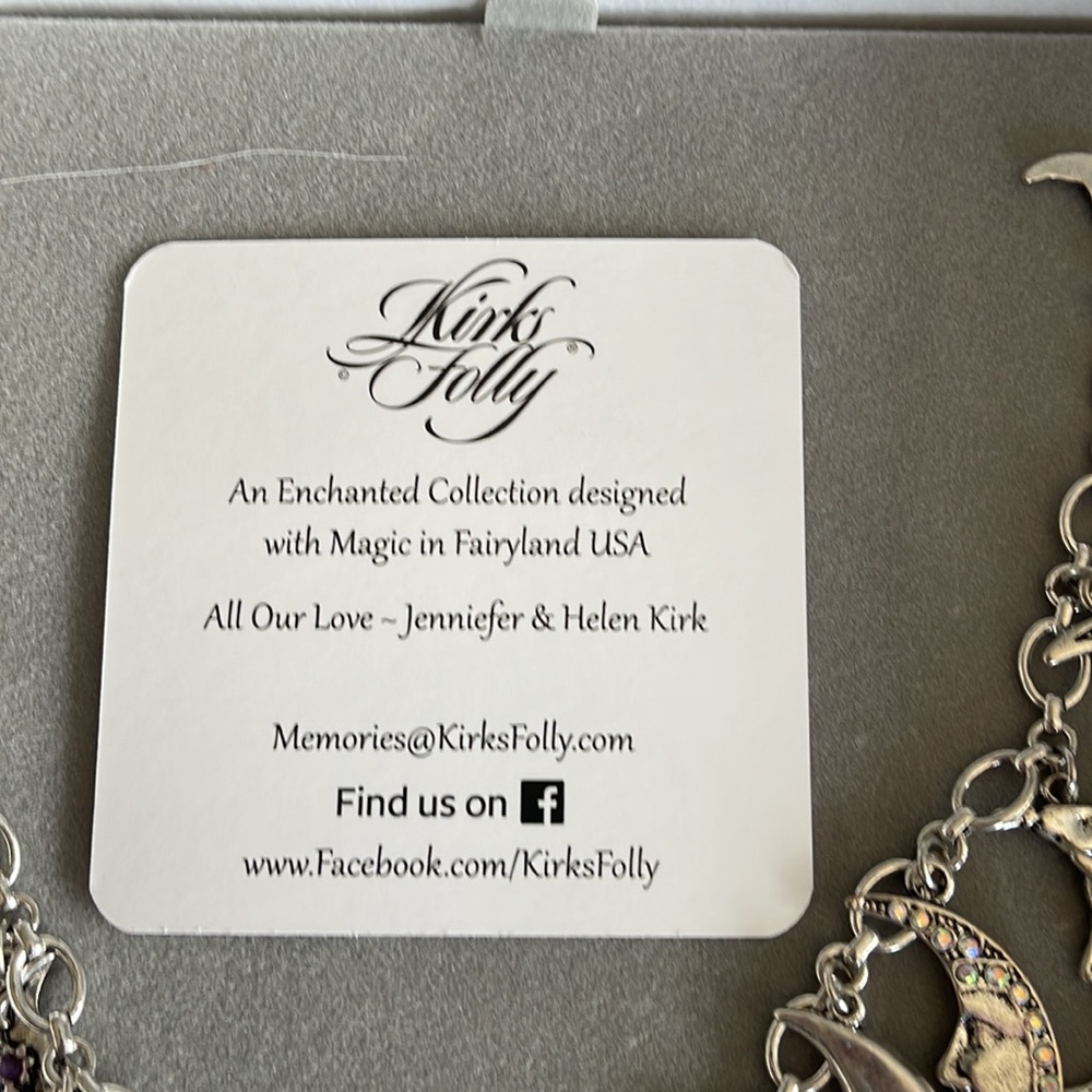 Crystal Moon Statement necklace. Silver tone - Picture 3 of 3